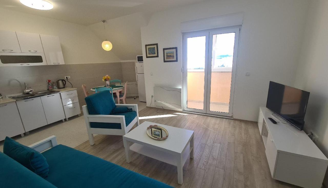 Apartment Mihaela Žabljak エクステリア 写真